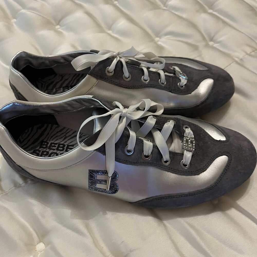 Women's Bebe Silver/Grey Casual Sneakers Size 7.5